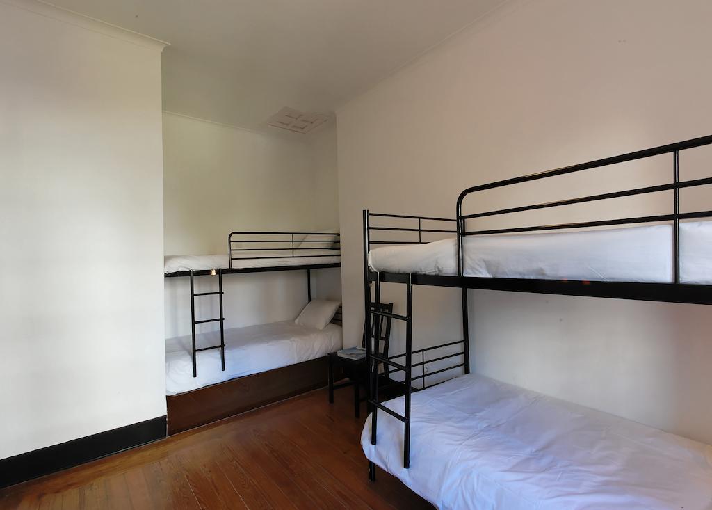 Surfivor Porto Surf Hostel Room photo