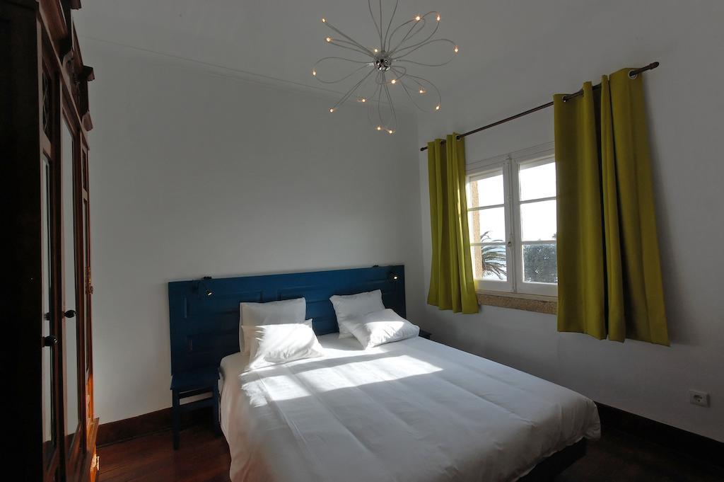 Surfivor Porto Surf Hostel Room photo